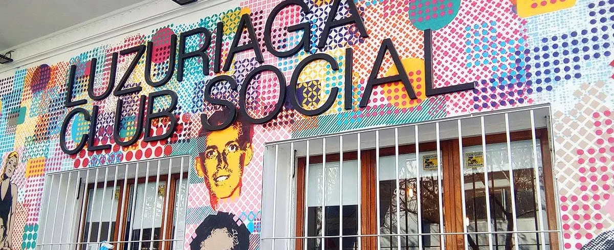 Centro Cultural Luzuriaga