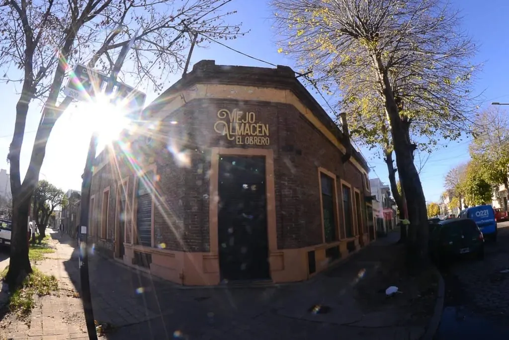 Centro Cultural Viejo Almacén El Obrero