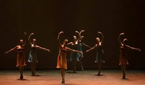 Paquita y La felicidad no espera — Instituto Natalia Boolls