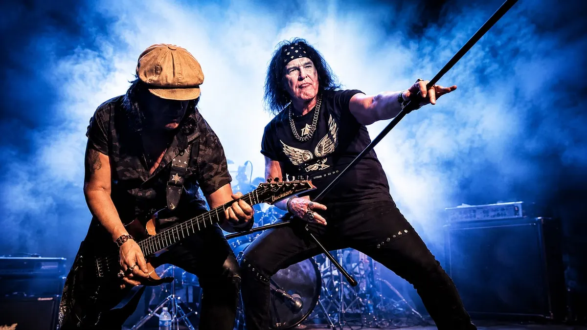 Dave Evans: Mean Machine Tour