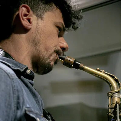Ramiro Flores