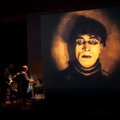 Afiche de El gabinete del Dr. Caligari + música en vivo