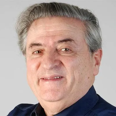 Mario Benzecry